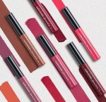 LAKMÉ FOREVER MATTE LIQUID LIP COLOR (Crimson Rose) - Image 7