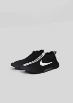 Stylish and Comfortable Slip-On Sneakers Casual Shoes (Black) - Image 4