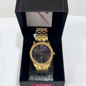 Titan Quartz Analog with Day and Date Black Dial Metal Strap Watch for Men