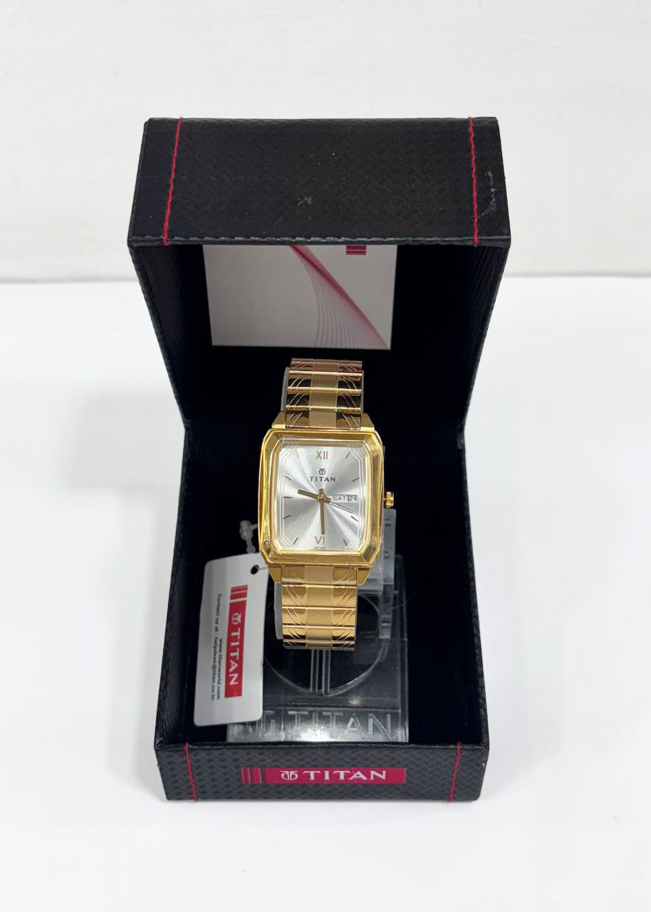 6133920276530971389 TITAN Men Analogue Watch - Image 1