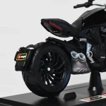 Bburago Ducati Xdiavel S - Image 4