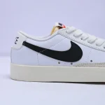 Nike Blazer Low '77 Vintage - Image 3