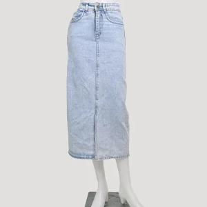 Light-Washed Blue Denim Maxi Skirt Styled Jeans