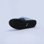 Puma Classic Suede Low-Top Sneakers - Image 3