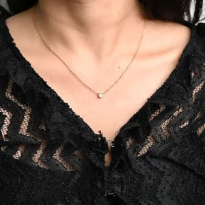 Minimalistic Stone & Strand Necklace